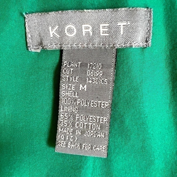 Koret: Pre owned, Excellent Condition Women Green zipper front jacket. Size M - Picture 8 of 8